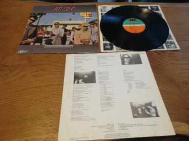 AC/CD Dirty Deeds done dirt cheap 1976 Altantic ATL 50323 Deutsche Pressung VG/VG(Frontcover minimal beschrieben)